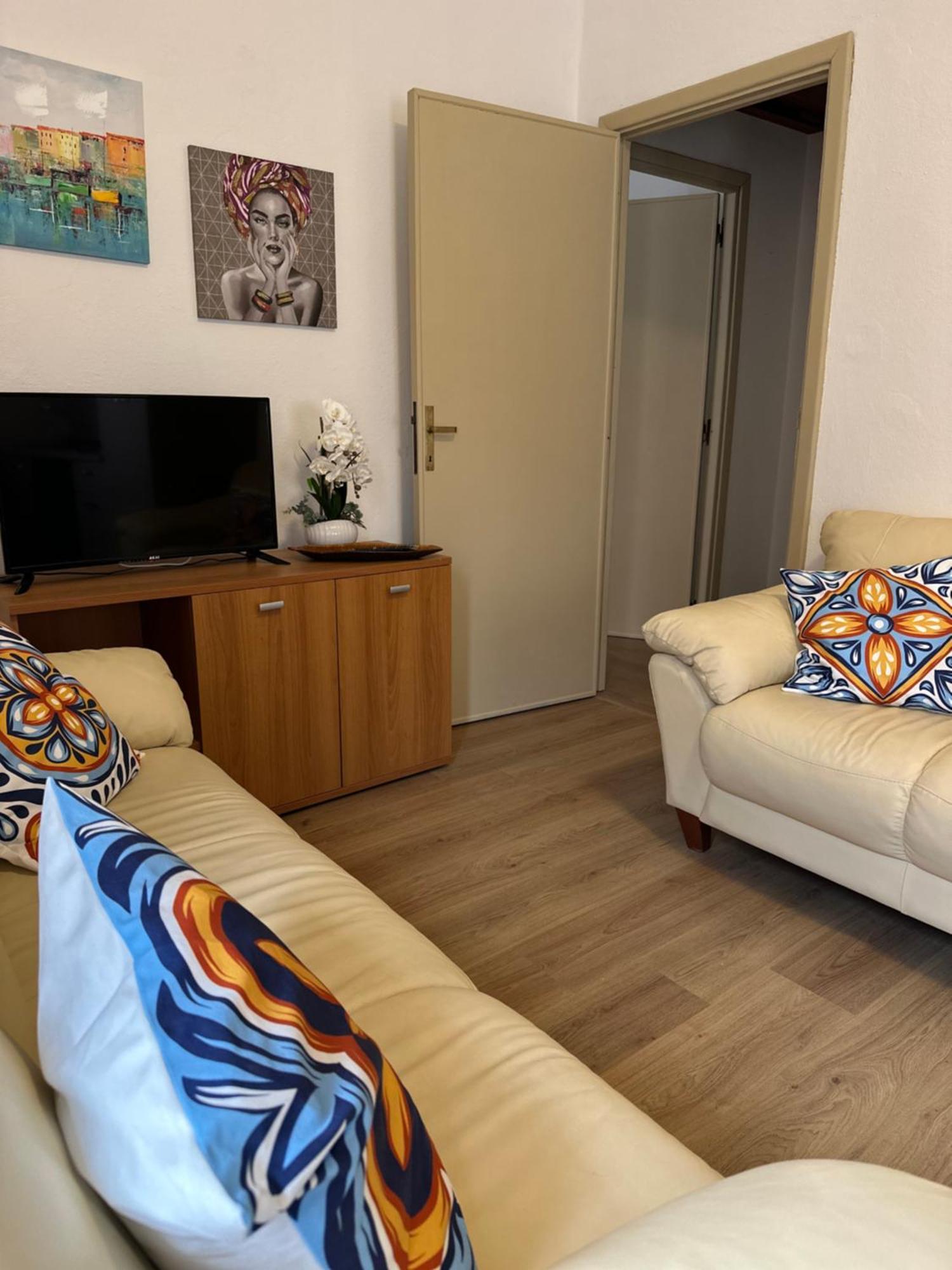 Appartement Davide'S Sardinian Escape - Centro Storico-5Min Di Auto Dal Mare à Siniscola Extérieur photo